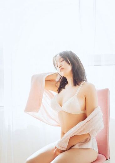 97精品一区二区_超清日本电影免费