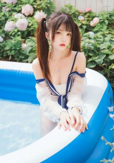男吃女胸又摸又揉免费视频_短视频完整无删减版