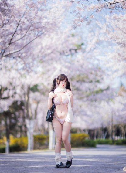 国产片婬乱18一级毛片小说_高清神马影院在线