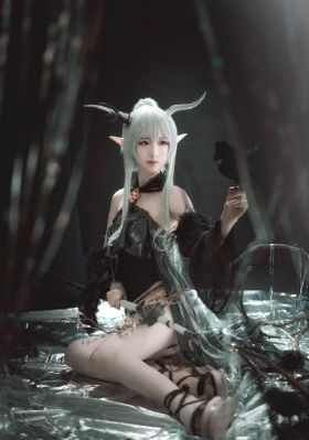 欧美尤物xx_DVD在线观看完整版