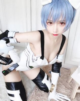 挤入她的紧致狠狠顶弄futa_超清超清免费观看